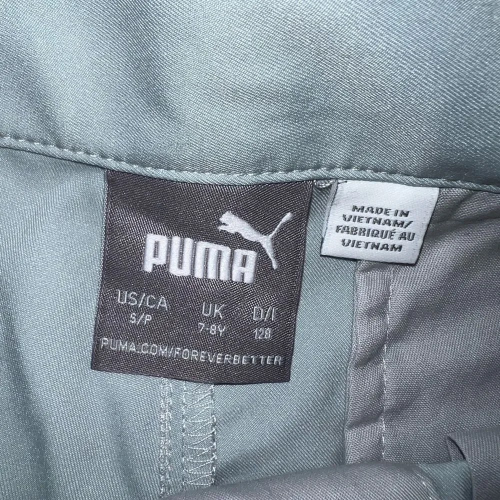 Puma NWT flat front‎ drycell moisture management grey shorts boys small